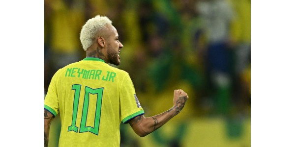 Neymar ei ole tehnyt vapaapotkua pitkään aikaan Neymar ei ole tehnyt vapaapotkua pitkään aikaan